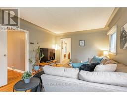 627 WALLACE STREET - 5