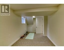 2517 QUEEN STREET - 26