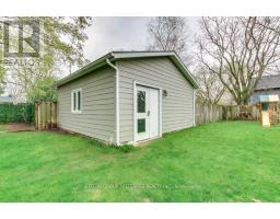 2517 QUEEN STREET - 29