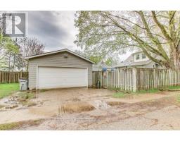 2517 QUEEN STREET - 37