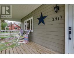 2517 QUEEN STREET - 4