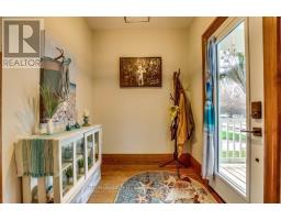 2517 QUEEN STREET - 5
