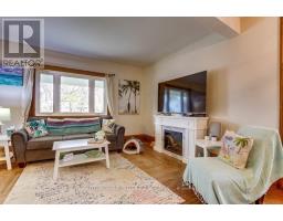 2517 QUEEN STREET - 7