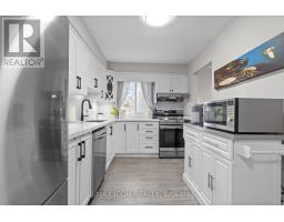 210 - 30 HUGO CRESCENT - 2