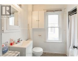 232 BERNARD AVENUE - 12