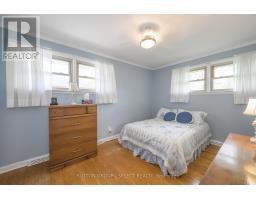 304 BLOXAM AVENUE W - 12