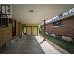 304 BLOXAM AVENUE W - 32