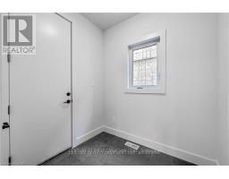 249 HESSELMAN CRESCENT - 24