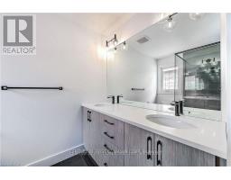 249 HESSELMAN CRESCENT - 30