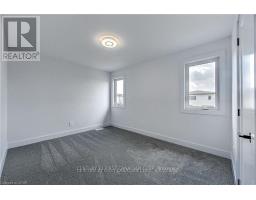249 HESSELMAN CRESCENT - 38
