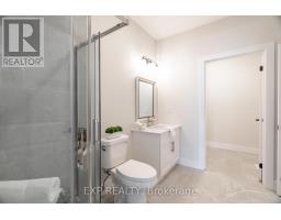 5.5 SOUTH COURT STREET W - 22