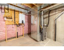 5.5 SOUTH COURT STREET W - 35