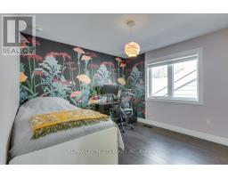 146 VICTORIA STREET - 25