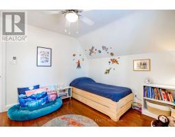 148 WINDSOR AVENUE - 21
