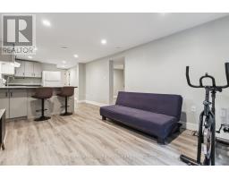 64 HAWKESBURY AVENUE - 28