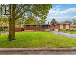 64 HAWKESBURY AVENUE - 3