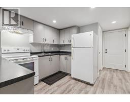 64 HAWKESBURY AVENUE - 31