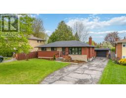 64 HAWKESBURY AVENUE - 45