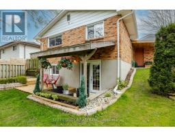 107 DEARBORN AVENUE - 32