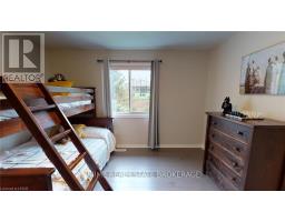 32 VALLEYVIEW CRESCENT - 31