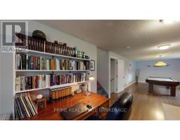 32 VALLEYVIEW CRESCENT - 37