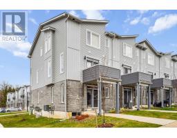 21 - 990 DEVERON CRESCENT - 8