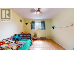 11 STONEY COURT - 22