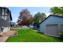 11 STONEY COURT - 5