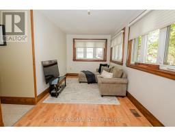 15 MARGARET STREET - 21