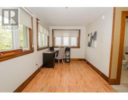 15 MARGARET STREET - 22