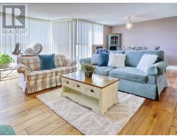 606 - 127 BELMONT DRIVE - 17