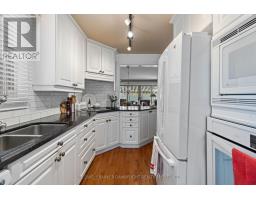 46 HILL STREET - 16