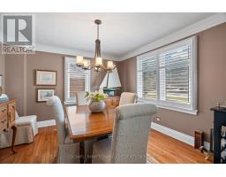 46 HILL STREET - 21