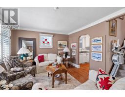 46 HILL STREET - 23