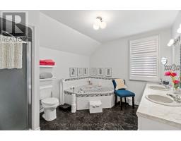 46 HILL STREET - 29
