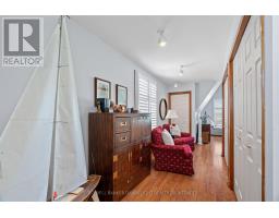 46 HILL STREET - 31