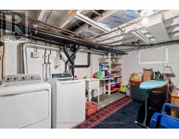 46 HILL STREET - 35