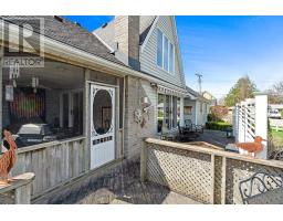 46 HILL STREET - 44