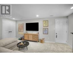 11 CARDINAL COURT - 20