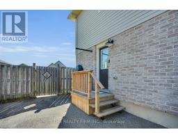11 CARDINAL COURT - 32