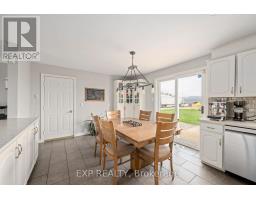 3862 TRAFALGAR STREET - 24