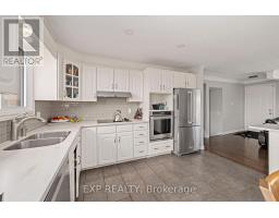 3862 TRAFALGAR STREET - 27