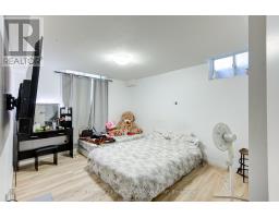 42 - 515 SKYLINE AVENUE - 30