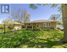 605 RIDGEWOOD CRESCENT - 2