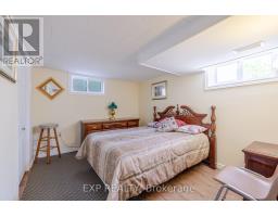 605 RIDGEWOOD CRESCENT - 22
