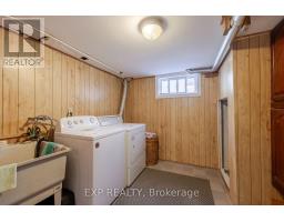 605 RIDGEWOOD CRESCENT - 26