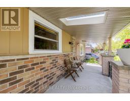 605 RIDGEWOOD CRESCENT - 3