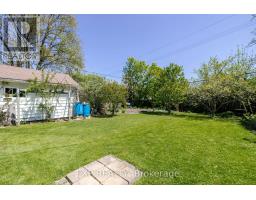 605 RIDGEWOOD CRESCENT - 34
