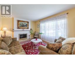 605 RIDGEWOOD CRESCENT - 6
