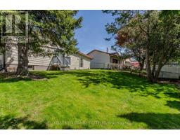 41 MANOR ROAD - 32